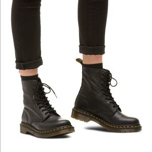 Dr. Martens Womens 1460 Pascal Boots